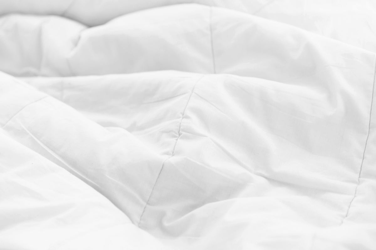 Καλοκαιρινό ελαφρύ πάπλωμα "Demetra" λευκό, 120γρ/μ2.